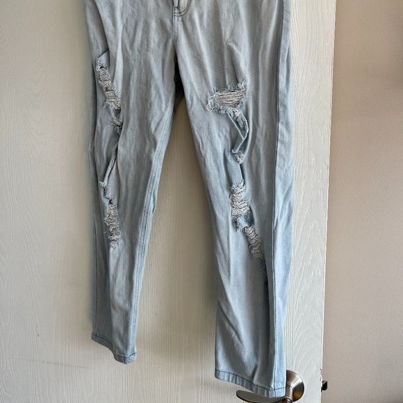 Wild Fable Ripped Light Wash High Rise Jeans - Picture 2 of 2